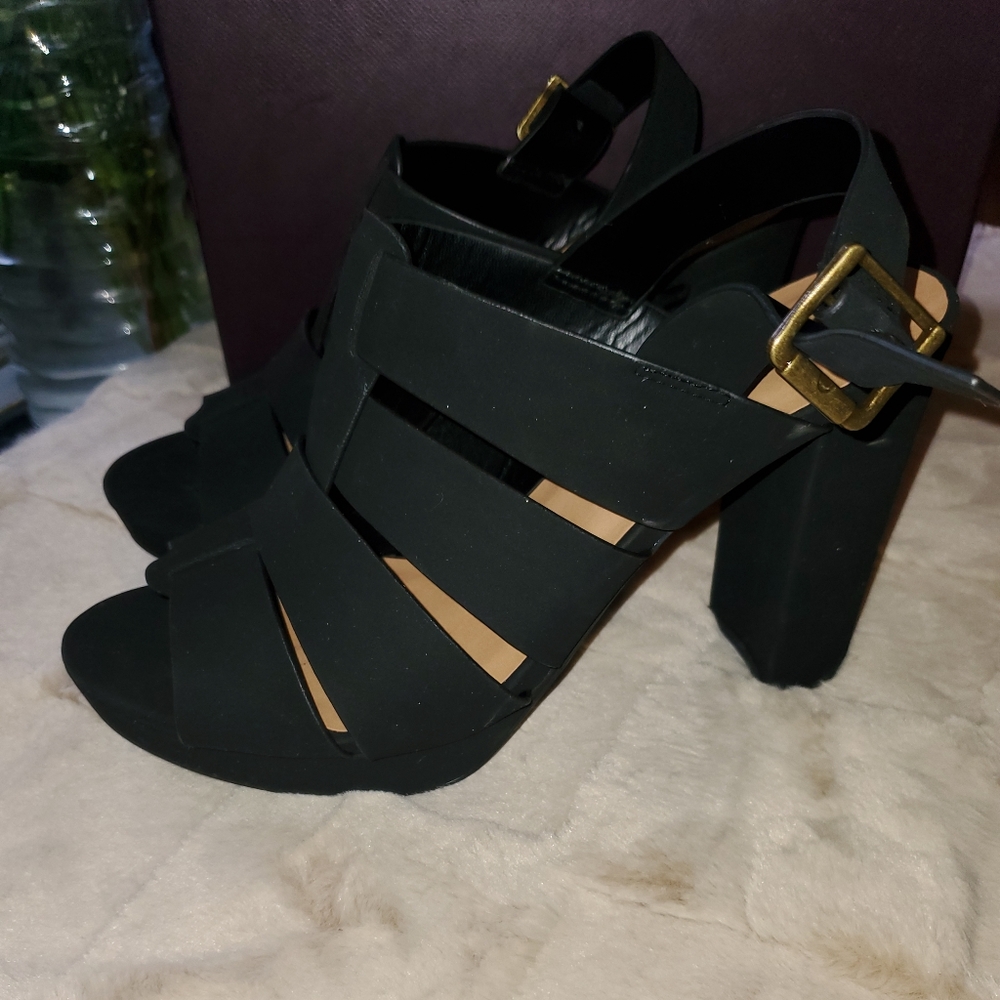 Black sandals